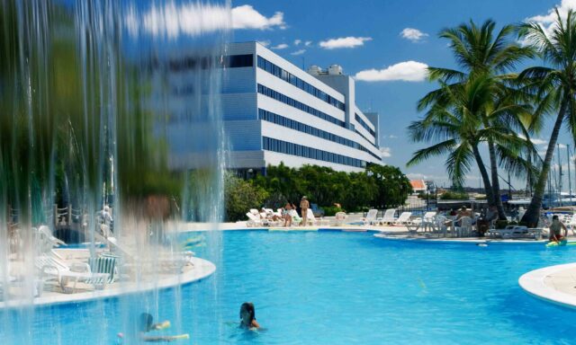 Marina Park Hotel