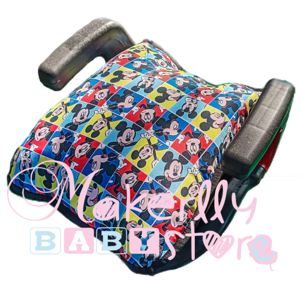 Almofada estofada p/assento auto infantil Com formato do assento