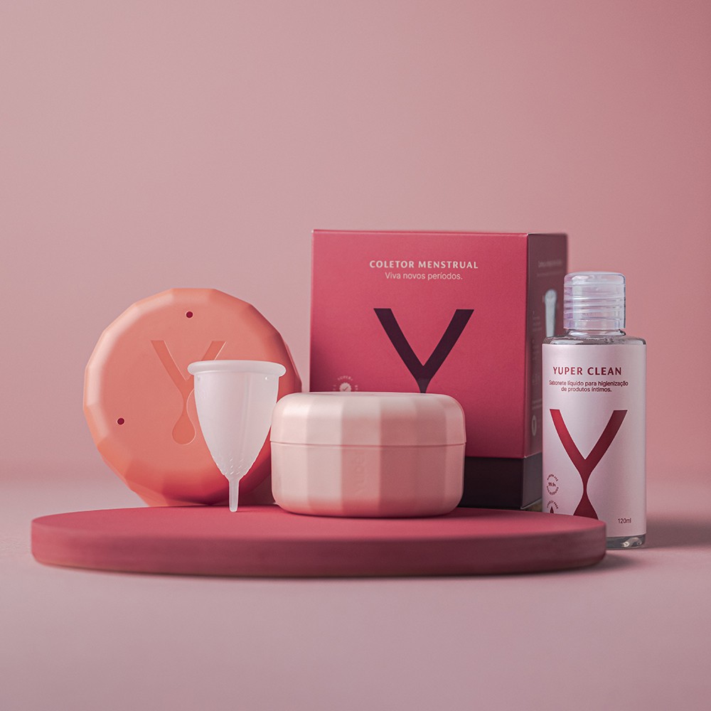 2 Coletores Menstruais Yuper + 2 Esterilizadores + 2 Yuper Clean