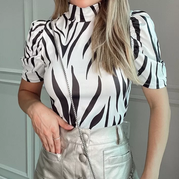 Blusa Feminina Malha Suplex Gola Alta Manga Prince