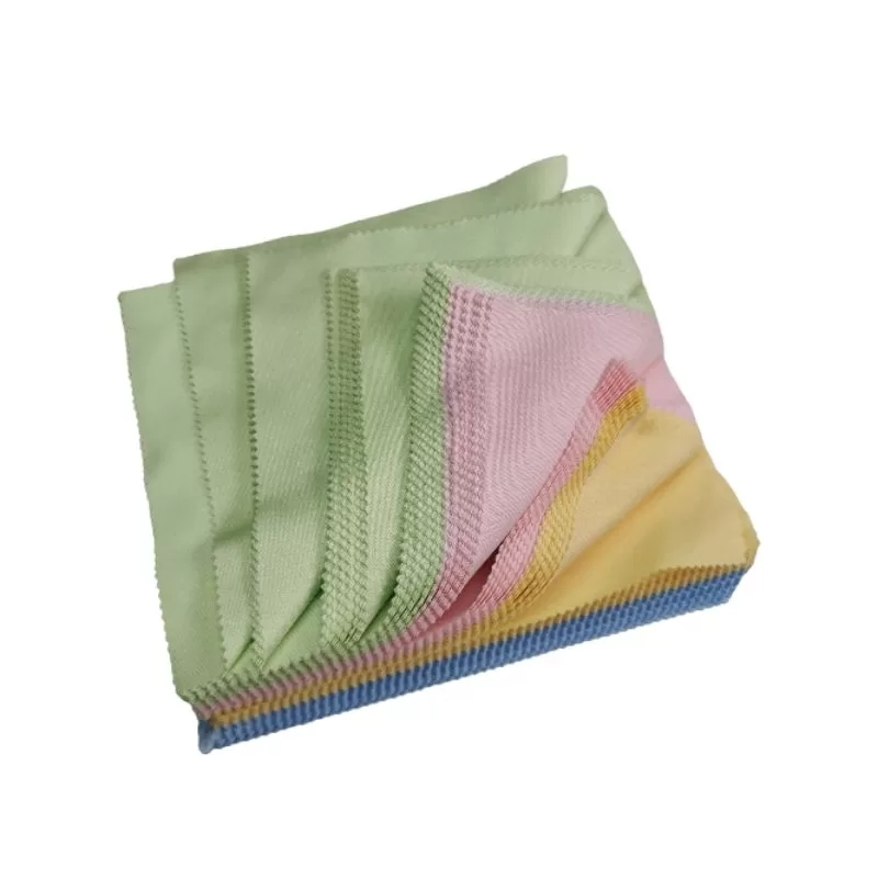 Kit com 10 ou 20 Uns. Flanela para limpar lentes de óculos. e tela de celular.