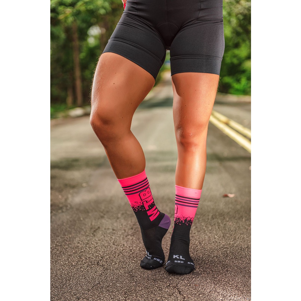 Meia de Ciclismo Feminino MTB Rosa com Listras Ciclistas Bike Feminina Meião