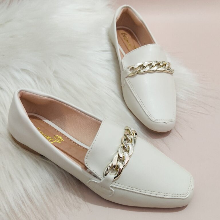 Mocassim Feminino Confort Bico Quadrado  Corrente 