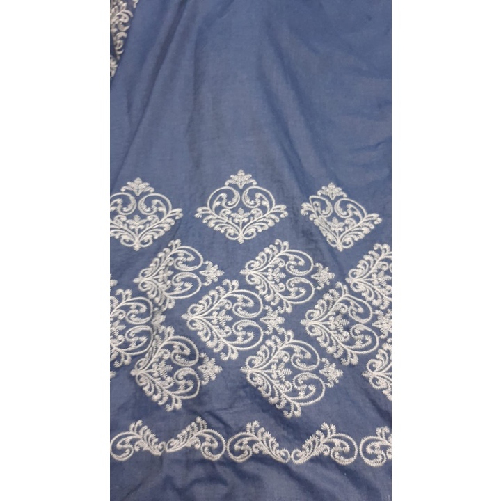 JEANS LEVE BARRADO 1,20 MT POR 1,50 DE LARGURA