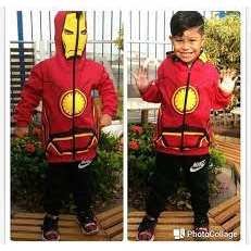 Blusa de frio / casaco infantil com capuz-máscara