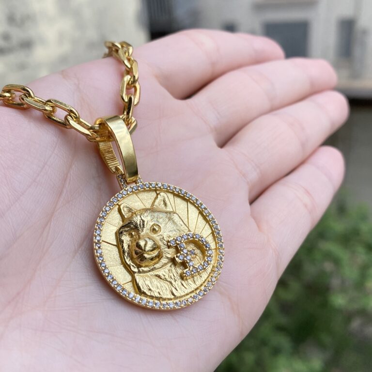 Pingente De Ouro Masculino 24k Dogecoin Cravejado 