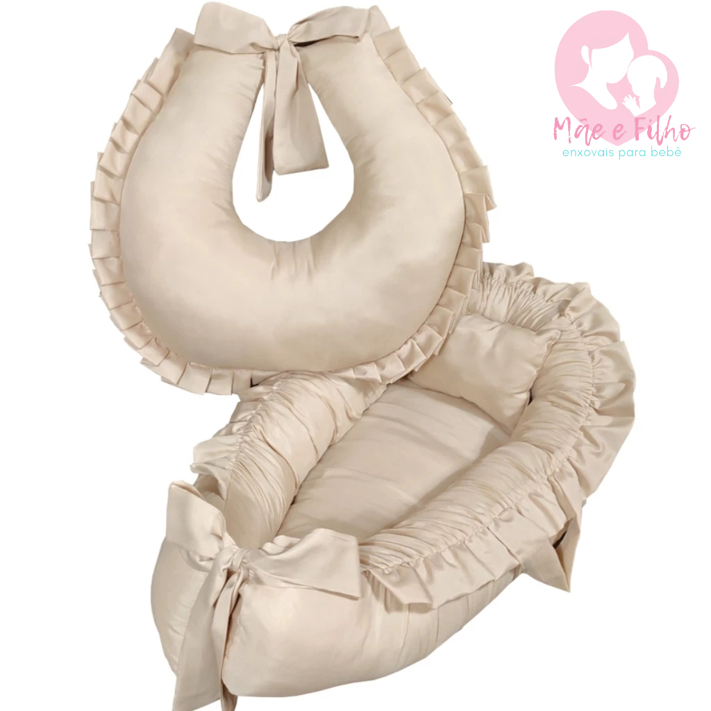 Kit Ninho Redutor para Berço com Apoio Anatômico + Almofada Amamentação para Amamentar com Babado