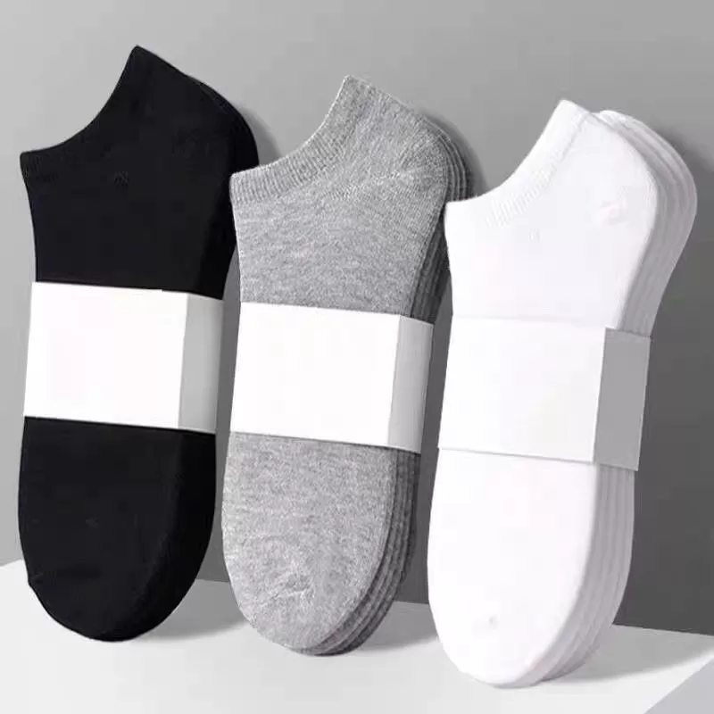 Kit 6 ou 3 pares de Meia Masculina Adulto Cano Curto Lisa em Poliéster e Algodão Confortável