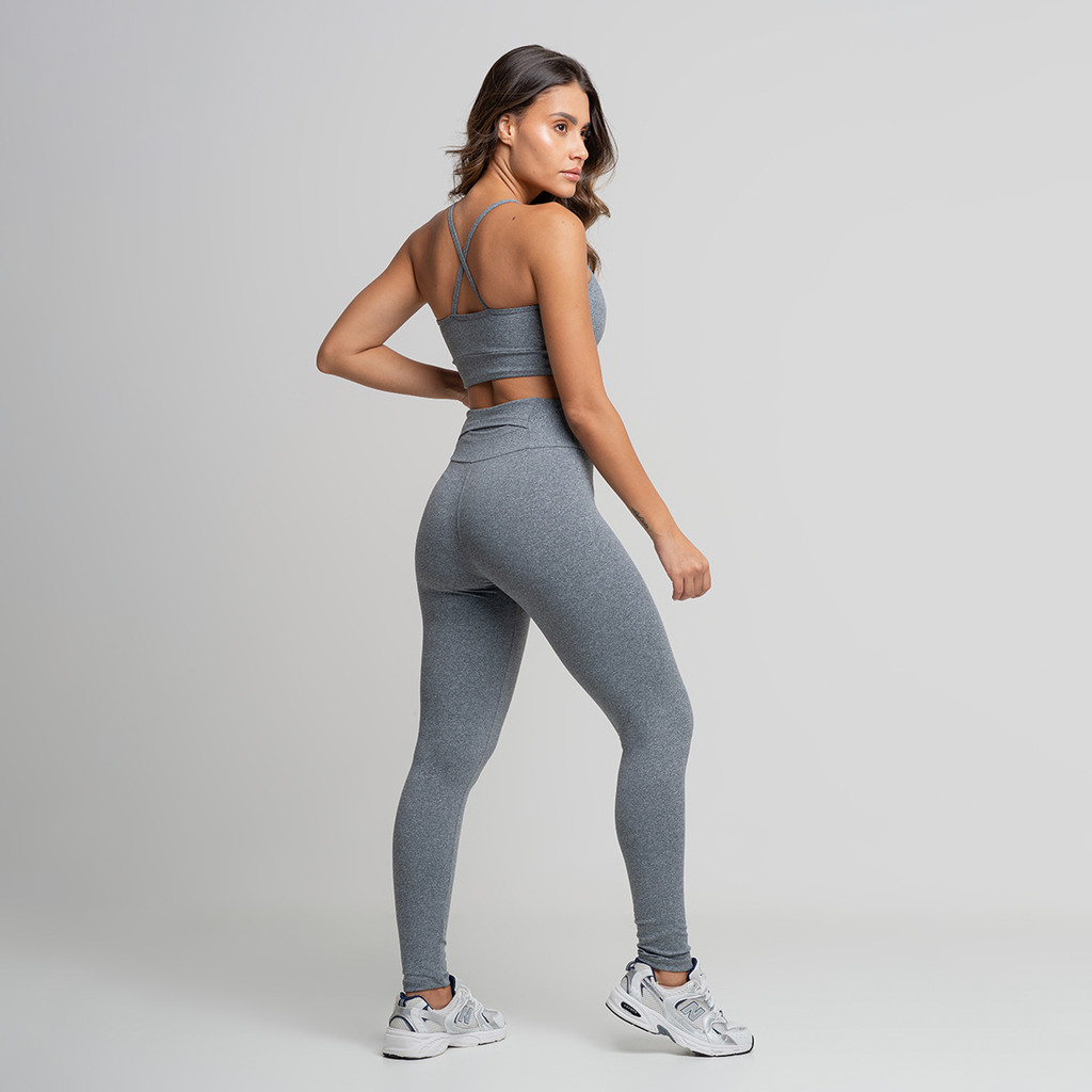 Conjunto Top Legging Poliamida com Bolso Invisível no Cós