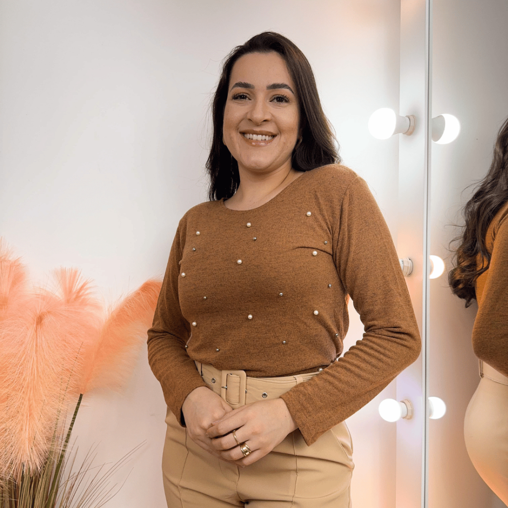 Blusa Lanzinha com aplique Perolas Feminina Manga Longa Sueter inverno frio quentinha Tendencia