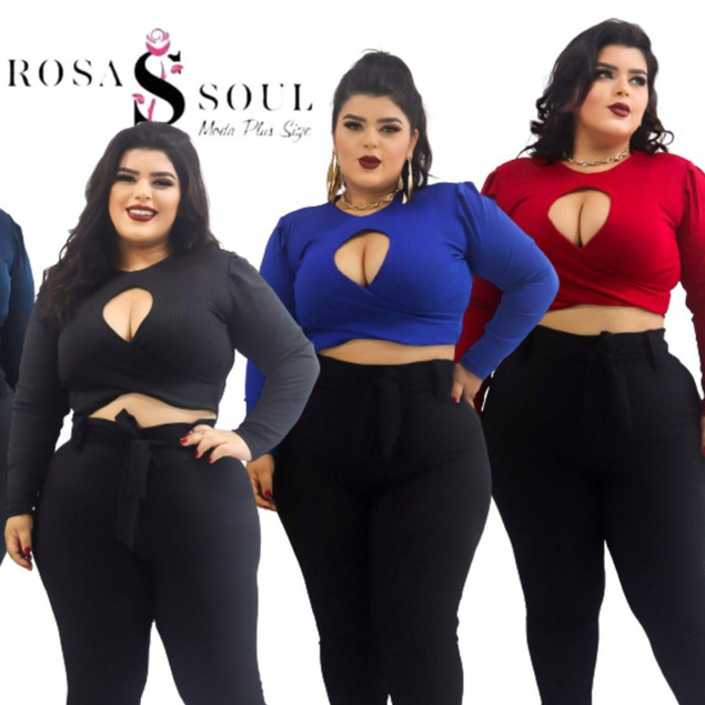 Cropped Michelly Plus Size manga Longa com decote 