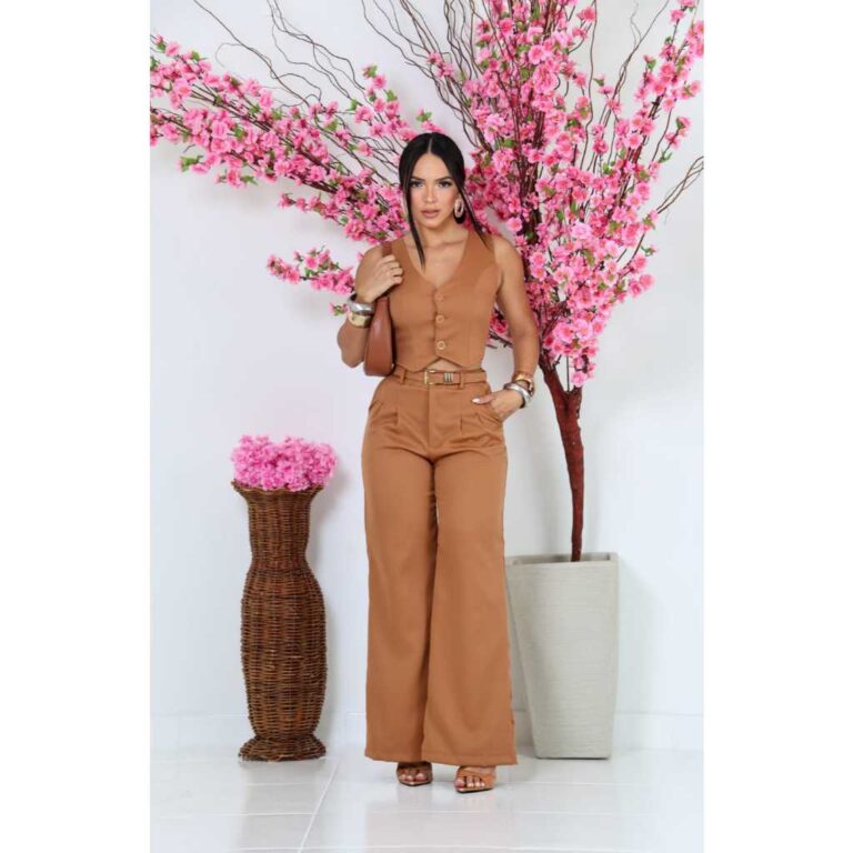 Conjunto Feminino Social Calça e Colete em Alfaia