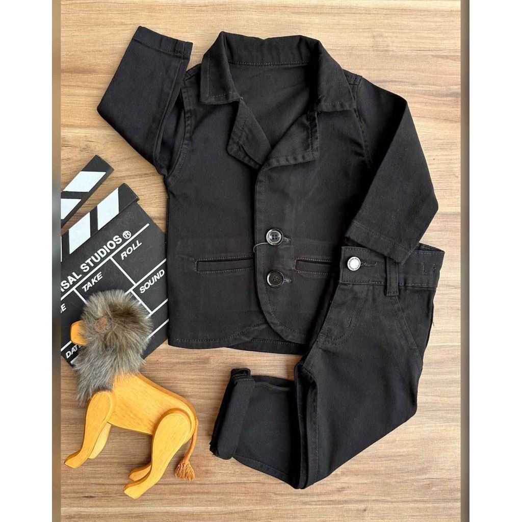 Calça Preta com Blazer Preto Infantil