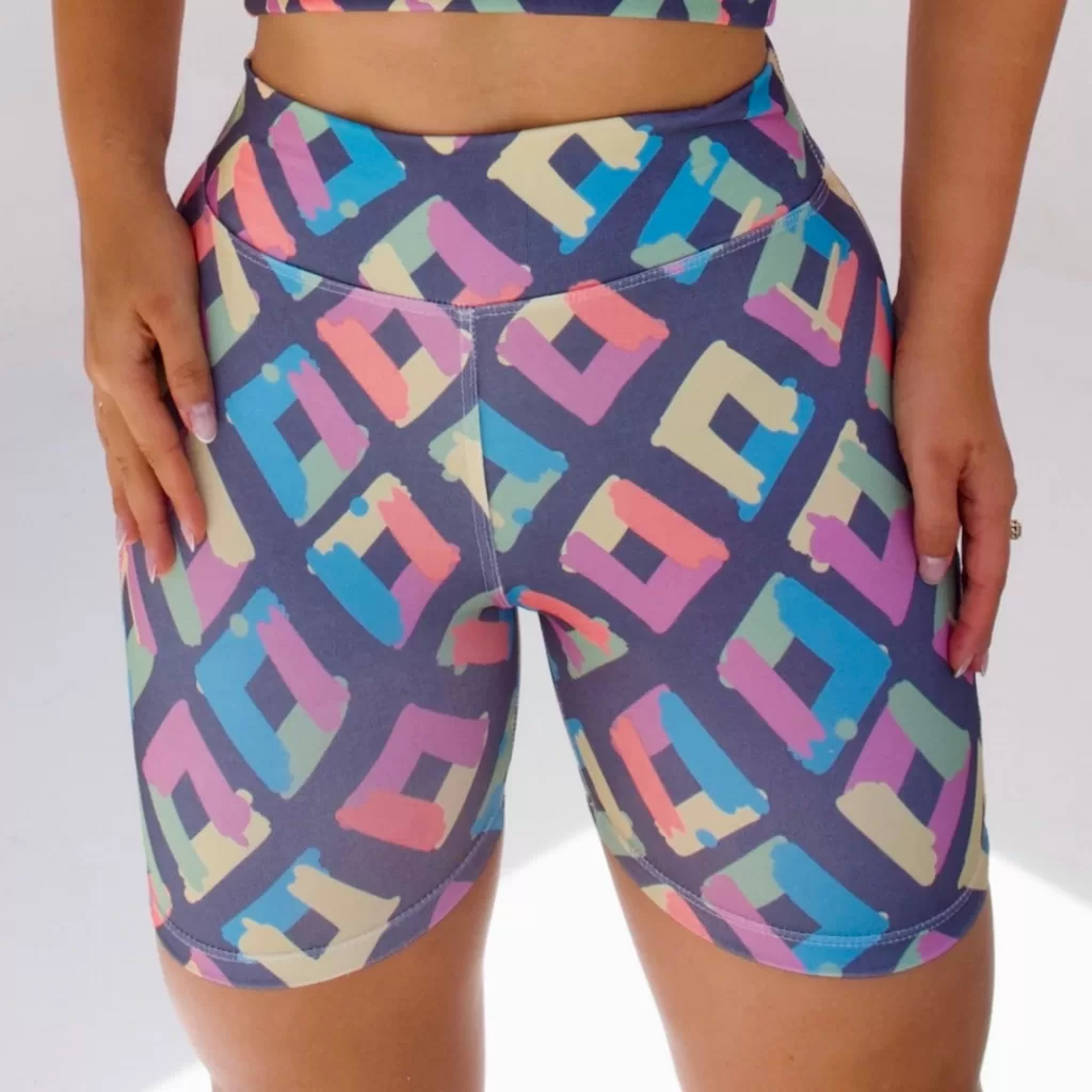 Short Feminino Meia Coxa Cintura Alta Suplex Esportivo Academia Fitness Estampada Quadriculado