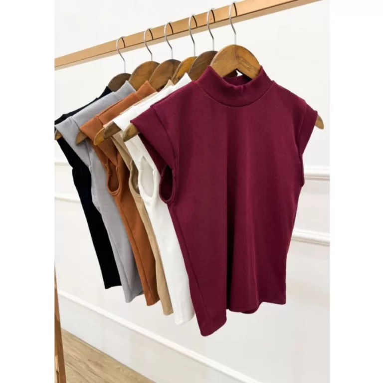 Blusa Feminina T-shirt Gola Alta Muscle Manguinha 