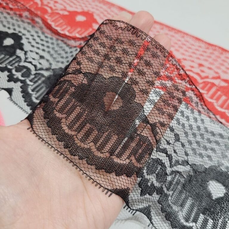 Renda Rígida Largura: 8cm Artesanato Armarinho Fe