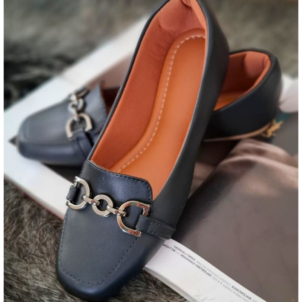 Sapatilha Bico Quadrado  Feminina Confortável Mocassim Casual Com Fivela