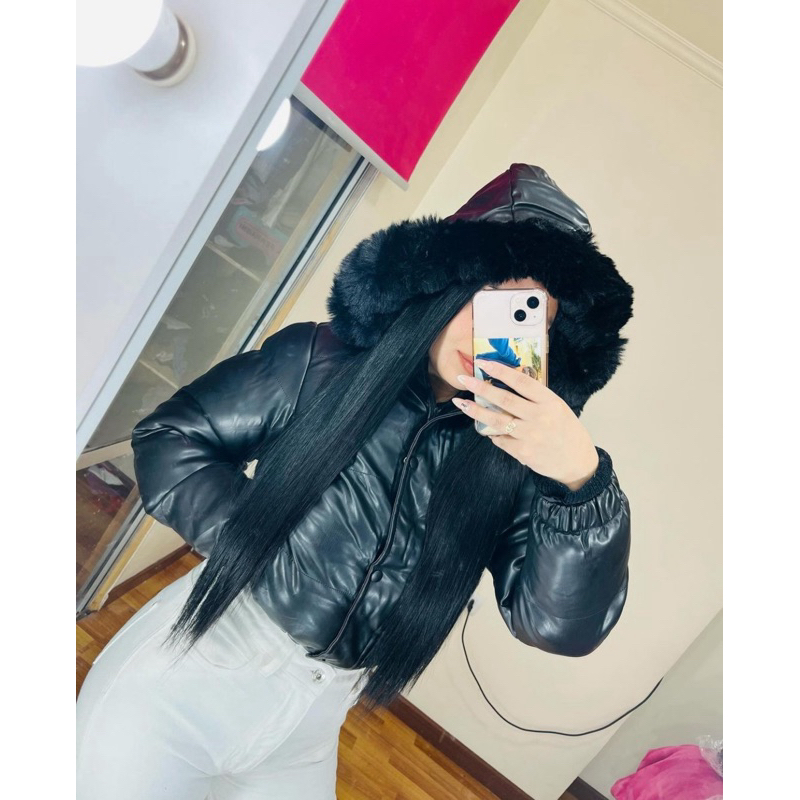 Jaqueta Puffer feminina couro Pu com Forro Interno pelos no capuz