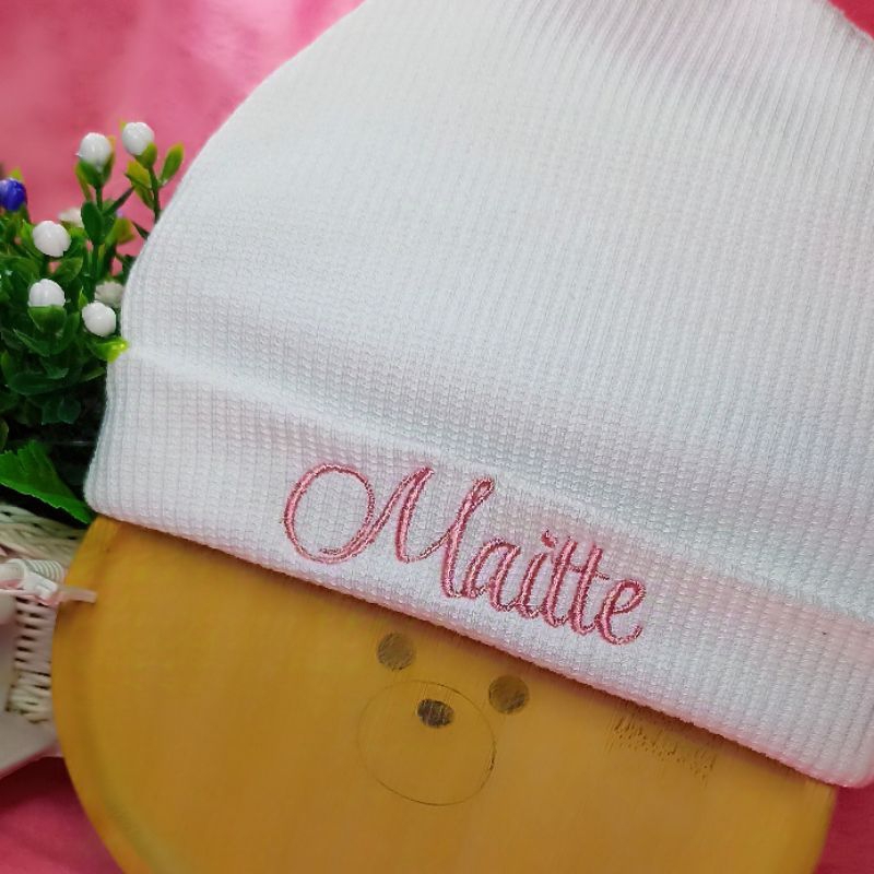 Touquinha bebê Bordada RN hipoalergênica