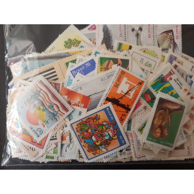 Pacote com 200 Selos do Brasil Variados Diferentes
