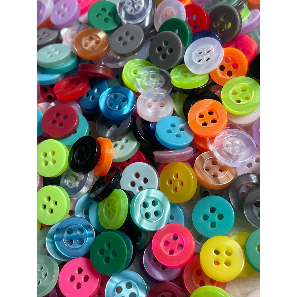 Botão Perolado 4 Furos modelo 01467 – Com 144 Unidades