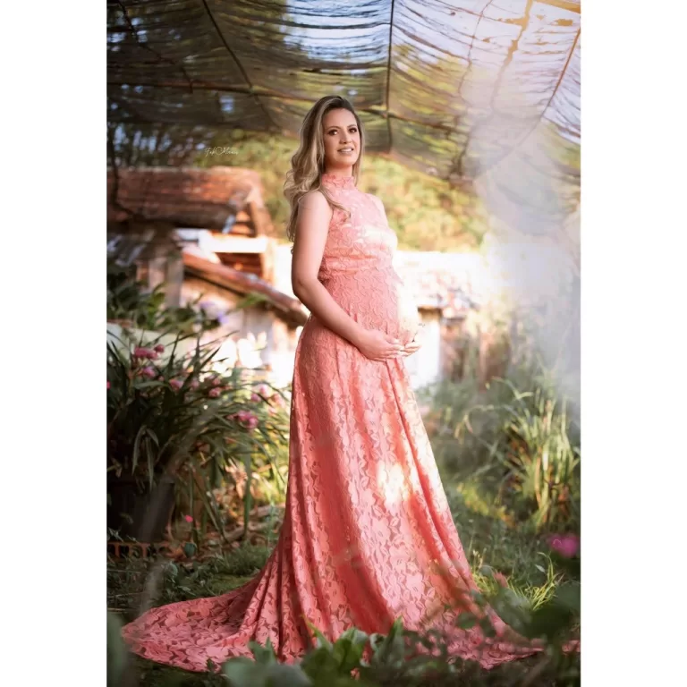 Vestido para ensaio gestante em renda