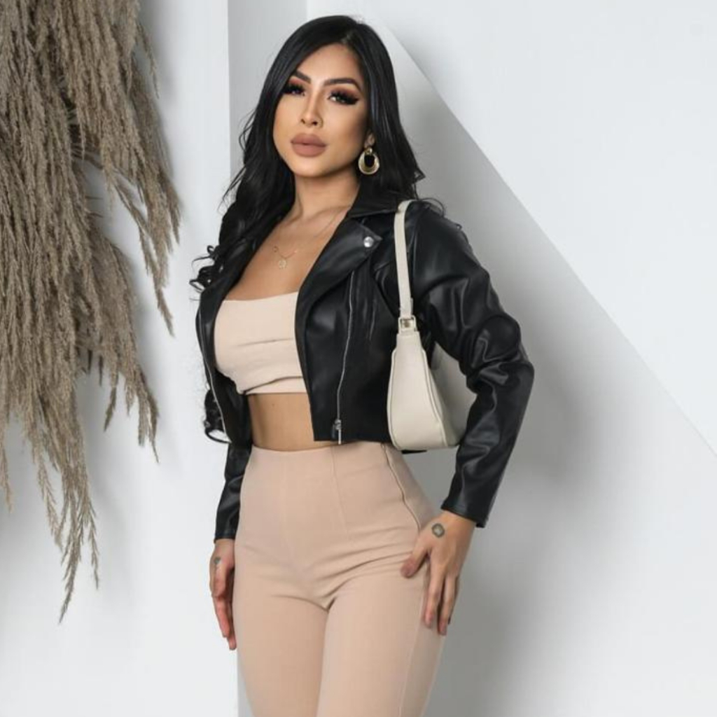 Jaqueta Jaquetinha  De Couro Preta Feminina Curta Couro Sintetico Zíper Inverno