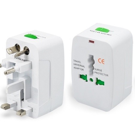 Adaptador Tomada Universal Internacional Viagem + 