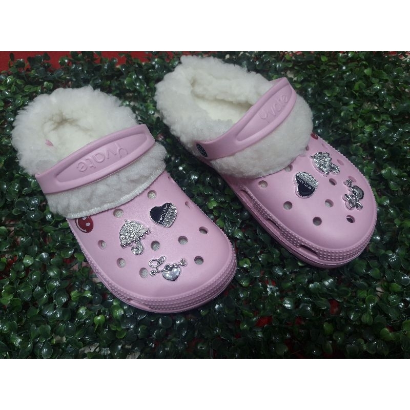 BABUCHE PAPETE PELUCIA ACESSORIOS