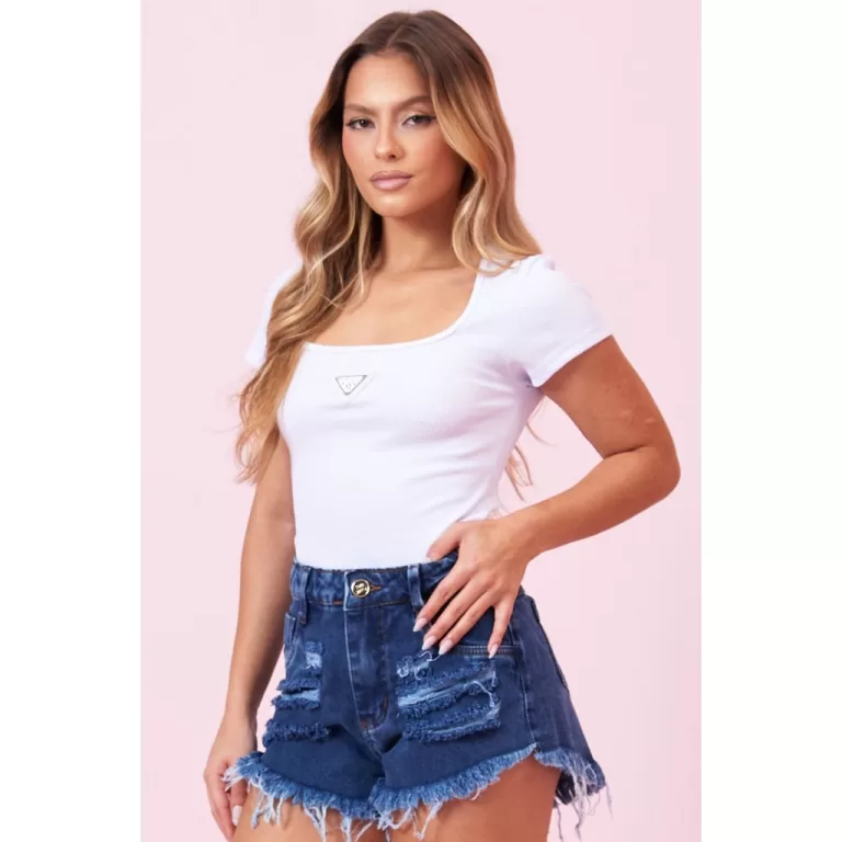 Blusa Feminina Decote Quadrado e Placa Planet Girl
