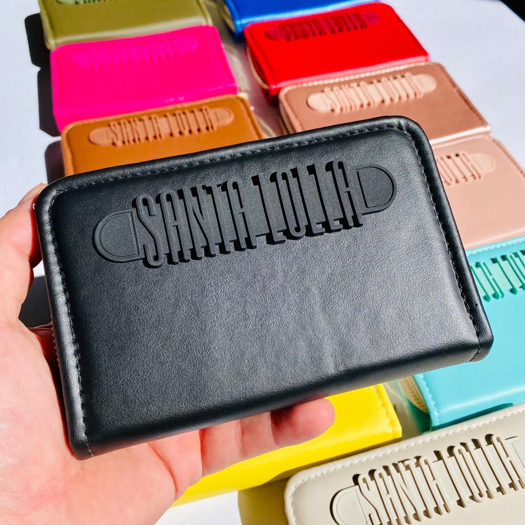 Carteira Feminina em couro premium com porta cartões cédulas documentos e porta moedas com ziper