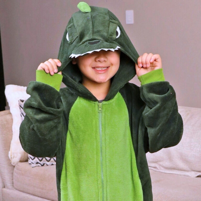 Pijama Macacão Fofinho Plush Dino Infantil –