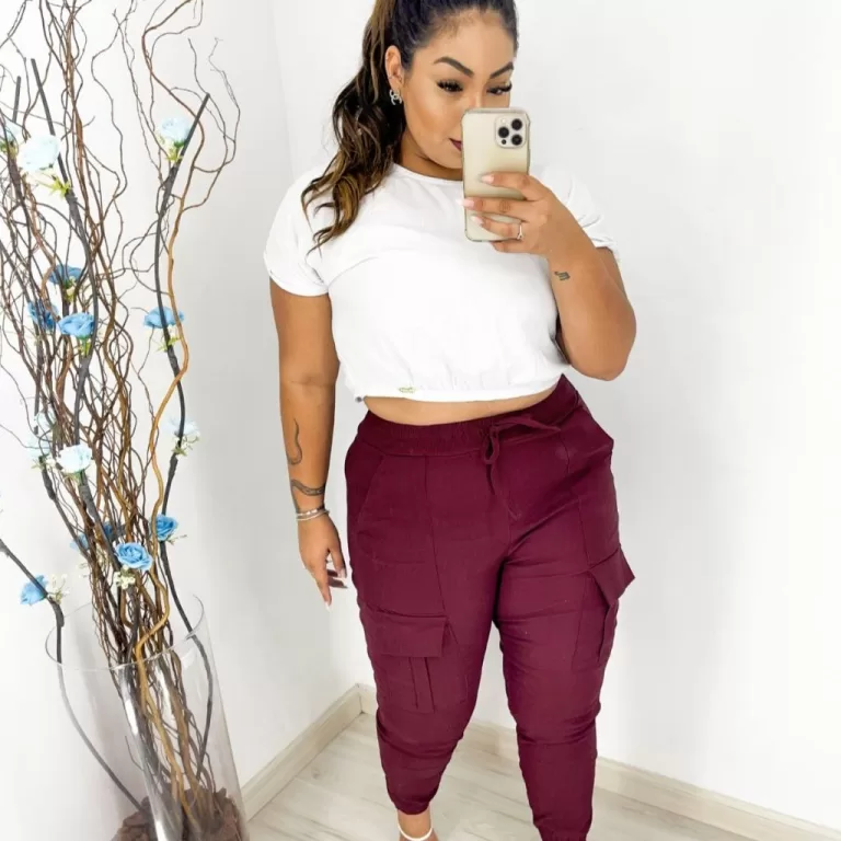 Calça Feminina Plus Size Cargo Bolsos Laterais Be