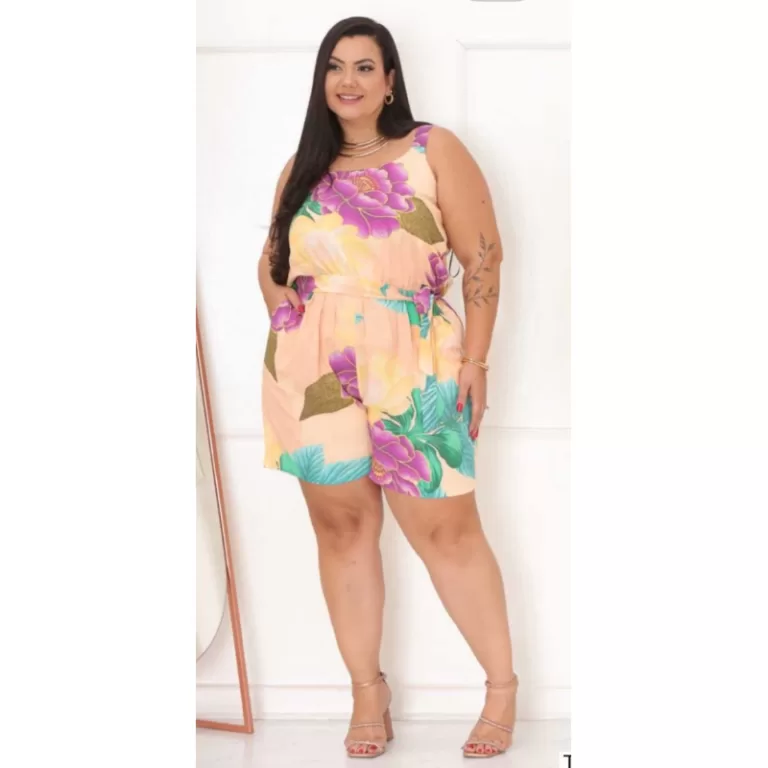 Macaquinho Plus Size Feminino Floral Curto Cinto T