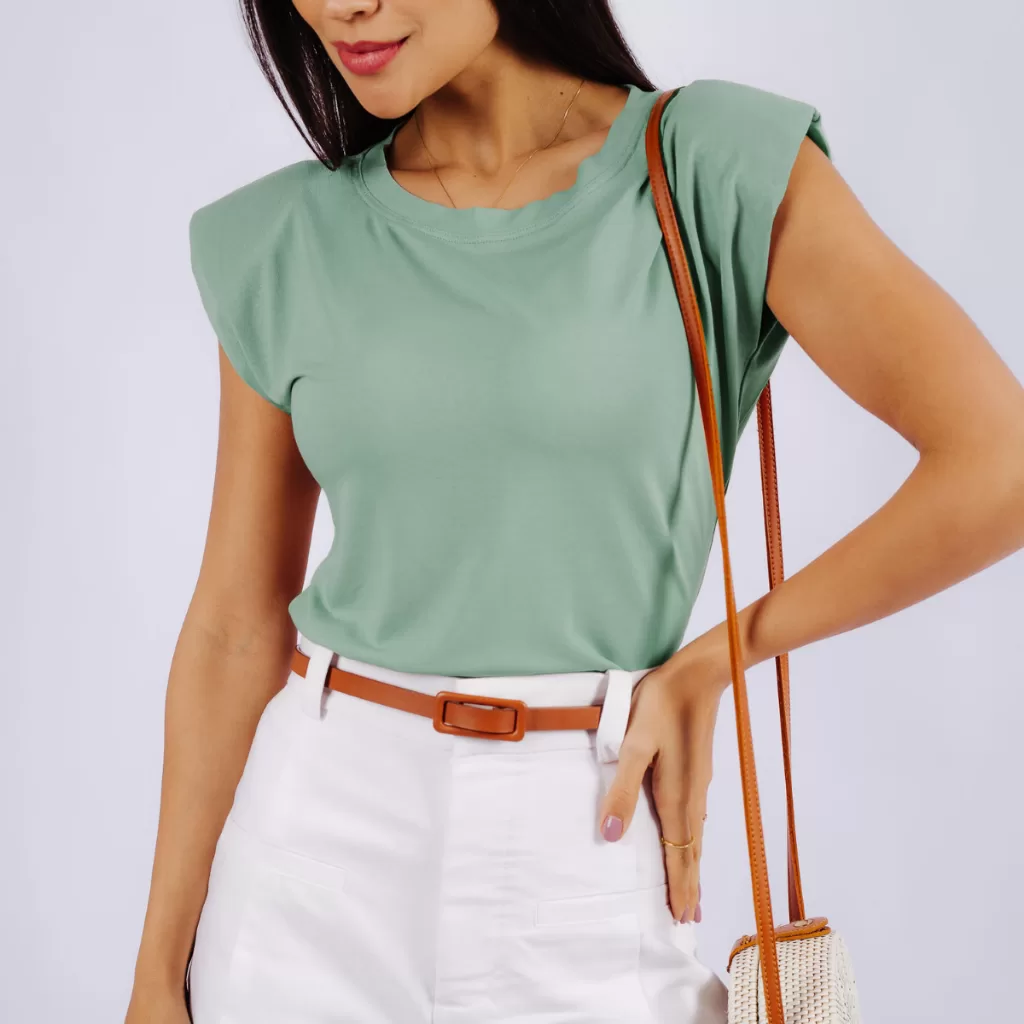 Blusa Feminina Elegante Básica Com Ombreira Estilosa Social Trabalho Dia a Dia Promoção