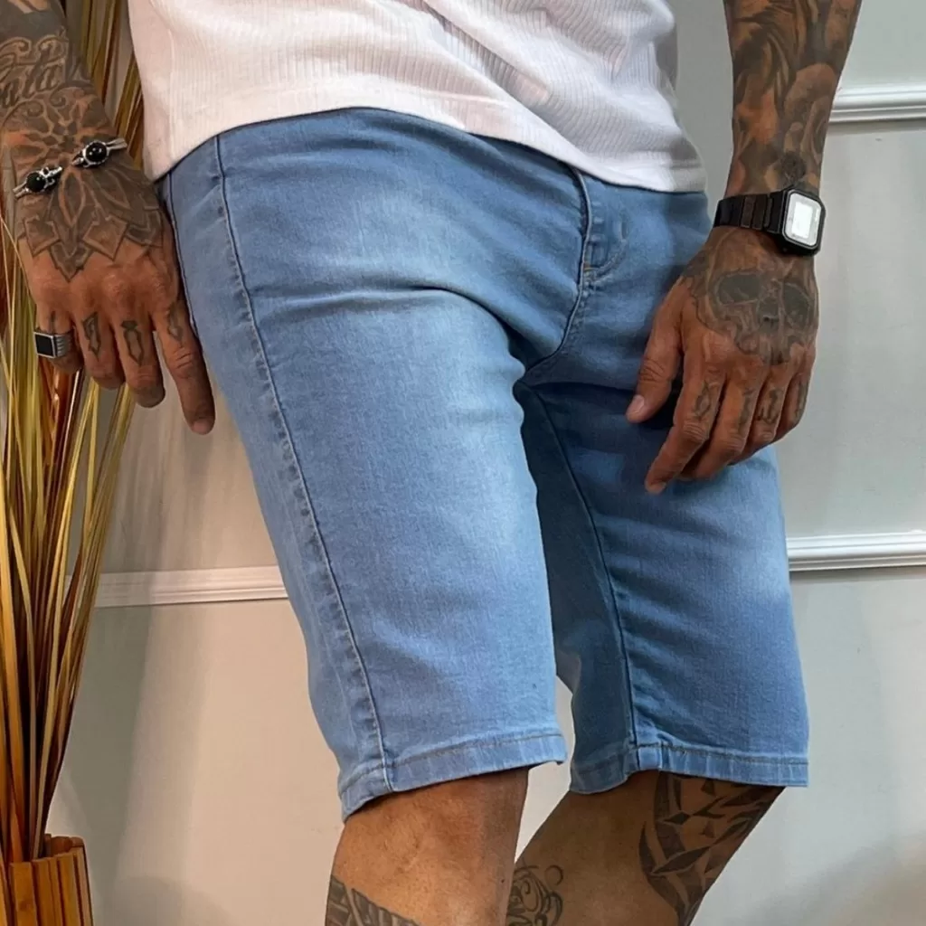 Bermuda Masculina Jeans Lavagem Clara