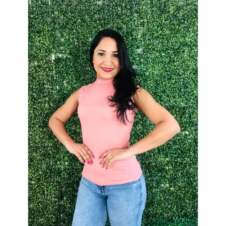 Blusinha Feminina Gola Alta JOANA /malha/Canelado 