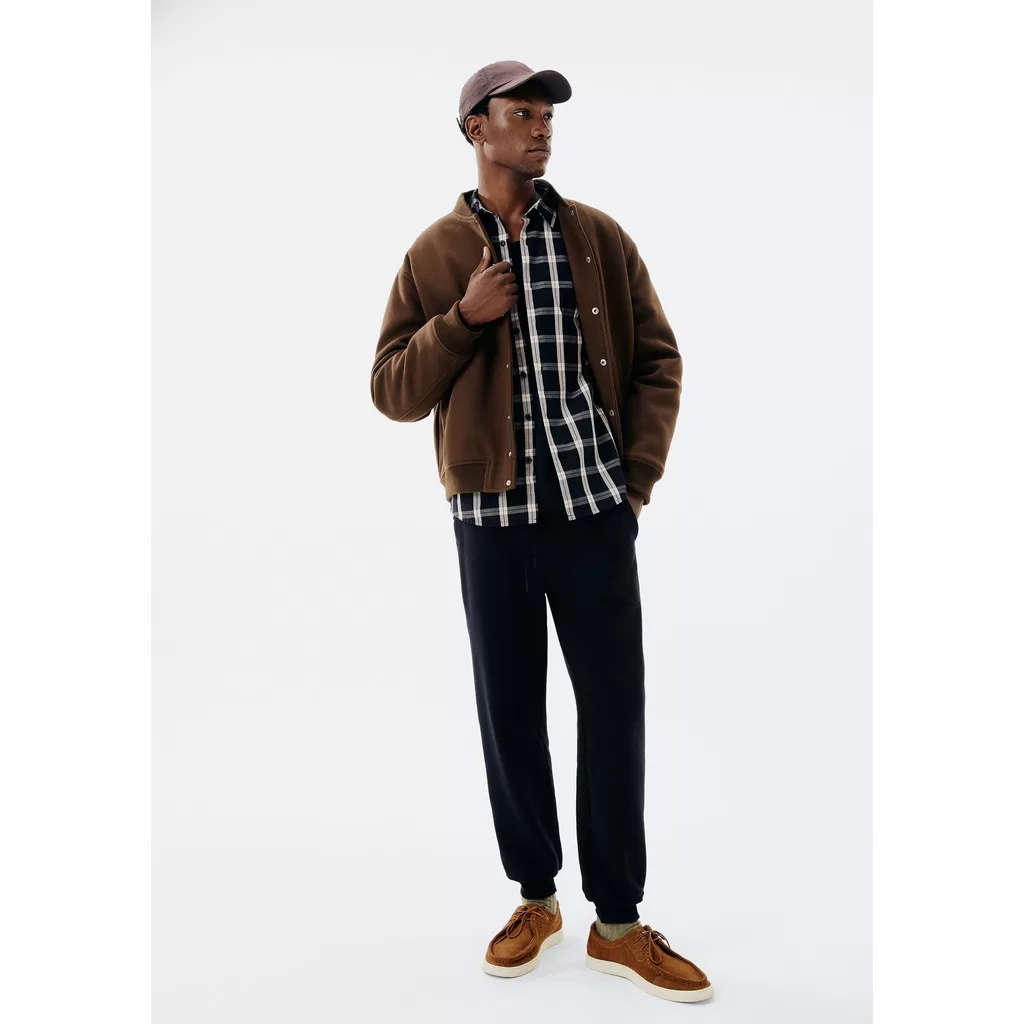 Kit Com 2 Calças Masculinas Jogger em Moletom Peluciado