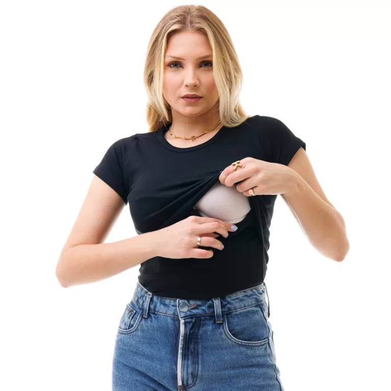 Camisa Feminina de Manga Curta Com Abertura Para A