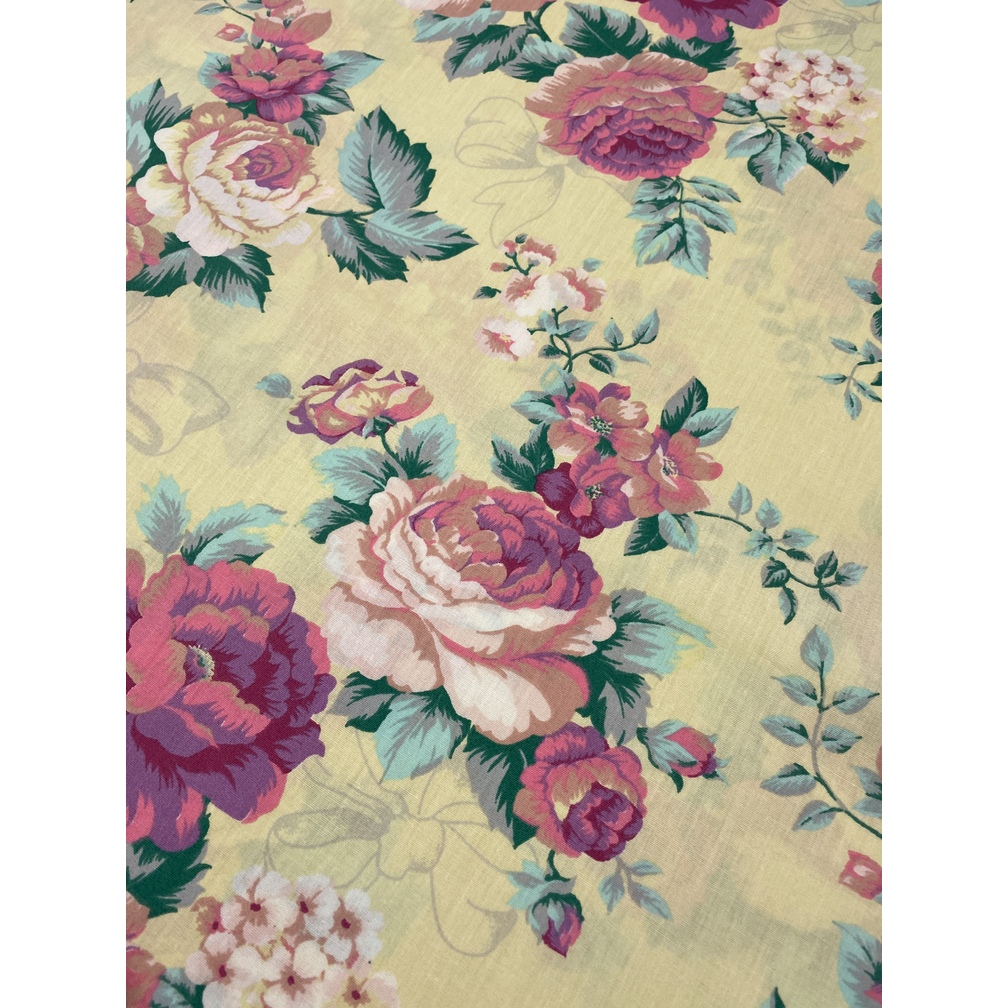 Tecido Tricoline Estampado 100% Algodão – Rosas