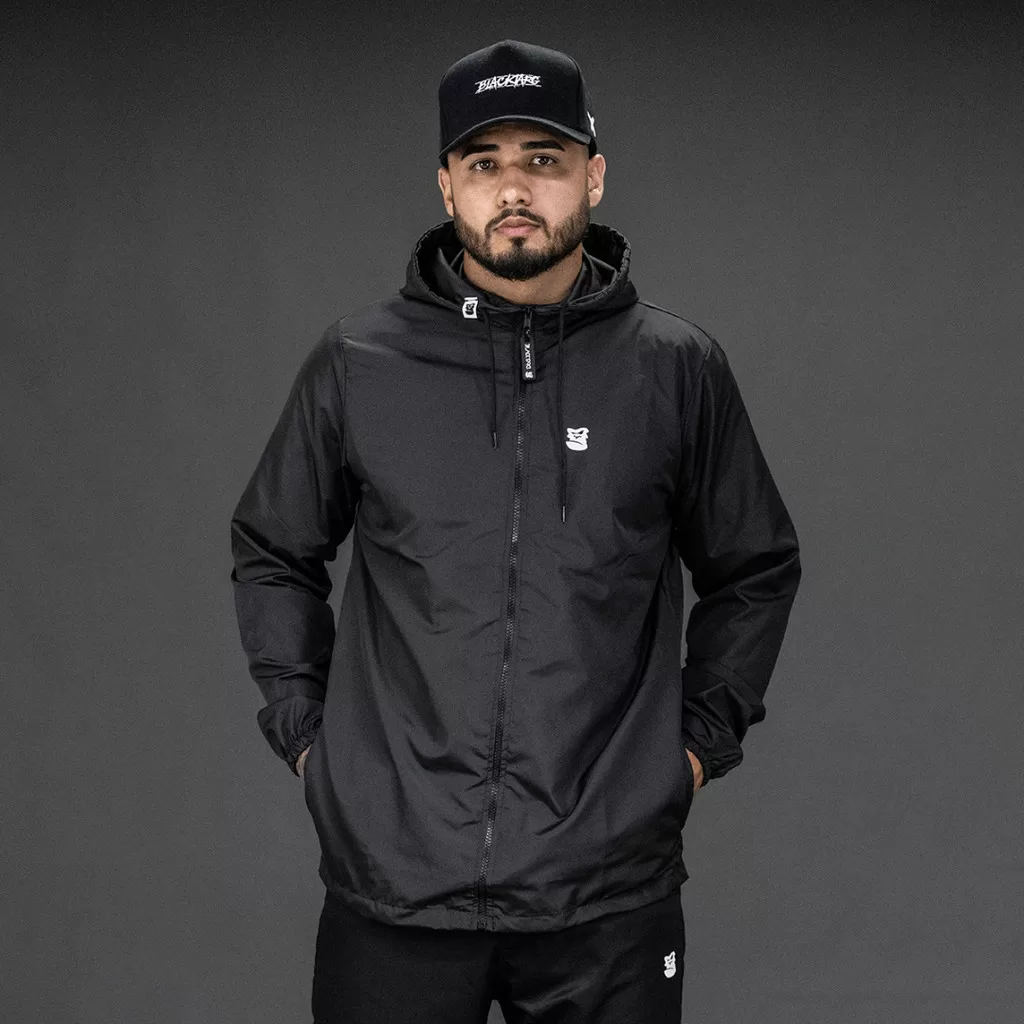 Jaqueta Corta Vento Masculina Impermeável Capuz Ultra Leve Academia Caminhada – Black Targ