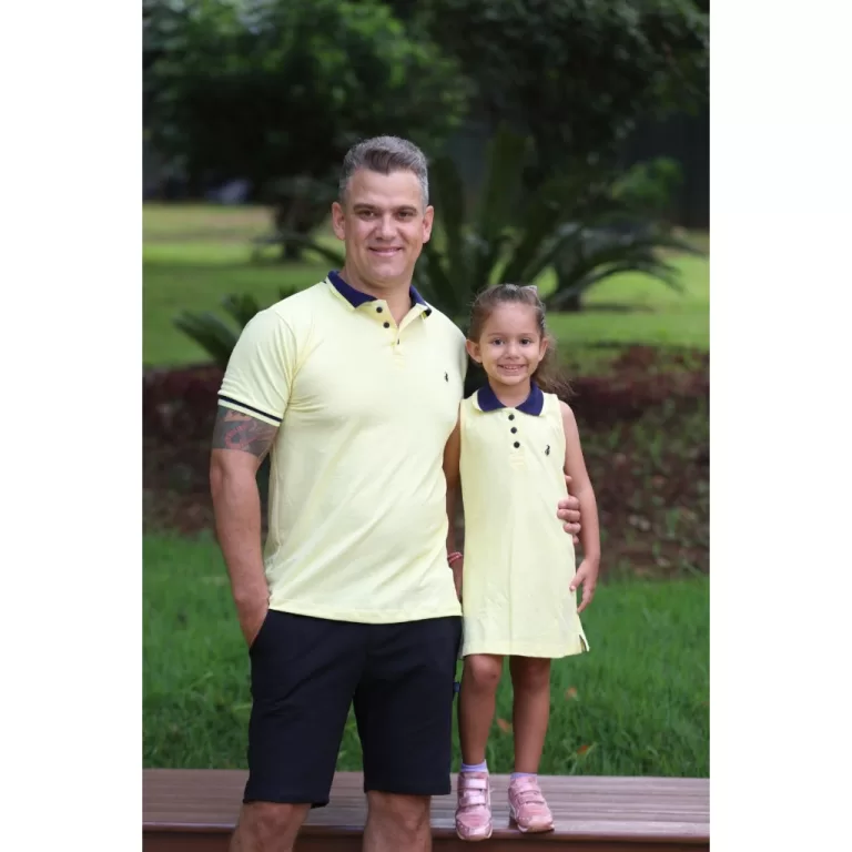 Kit polo pai e filha camisa e vestido amarelinho c