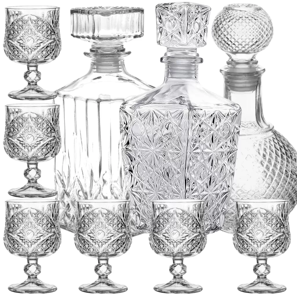 Jogo 3 Frascos Vidro Licoreira + 6 Mini Cálices Cristal Lapidada Whisky Licor Decoração