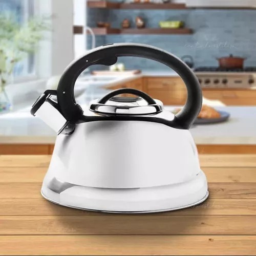 Chaleira Em Aço Inox Com Apito Alça e Tampa  2,7