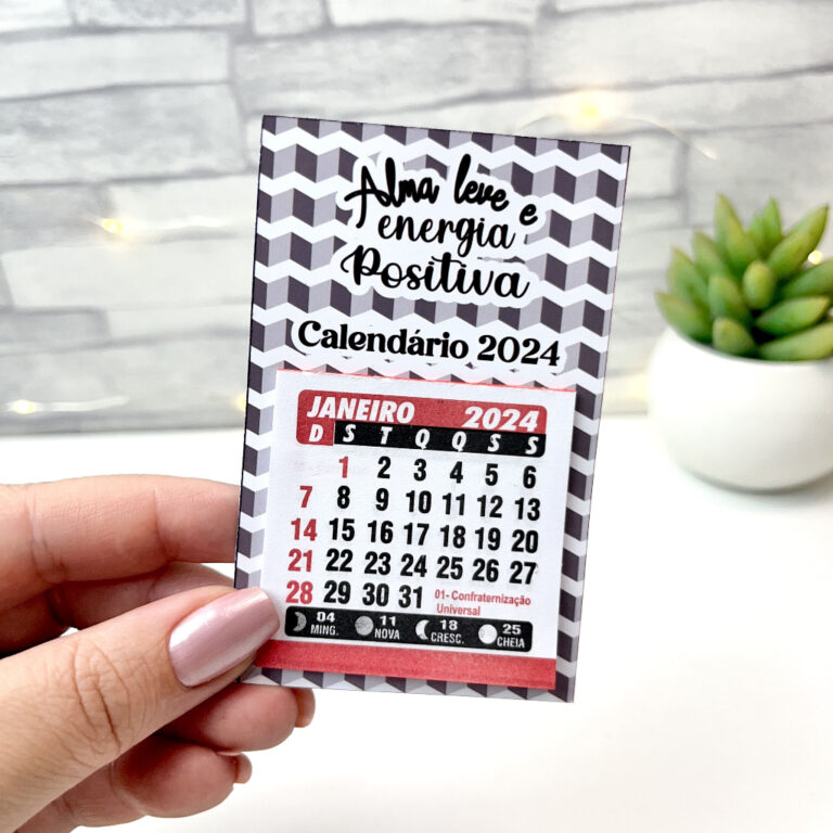 Mini calendario de geladeira 2024 personalizado