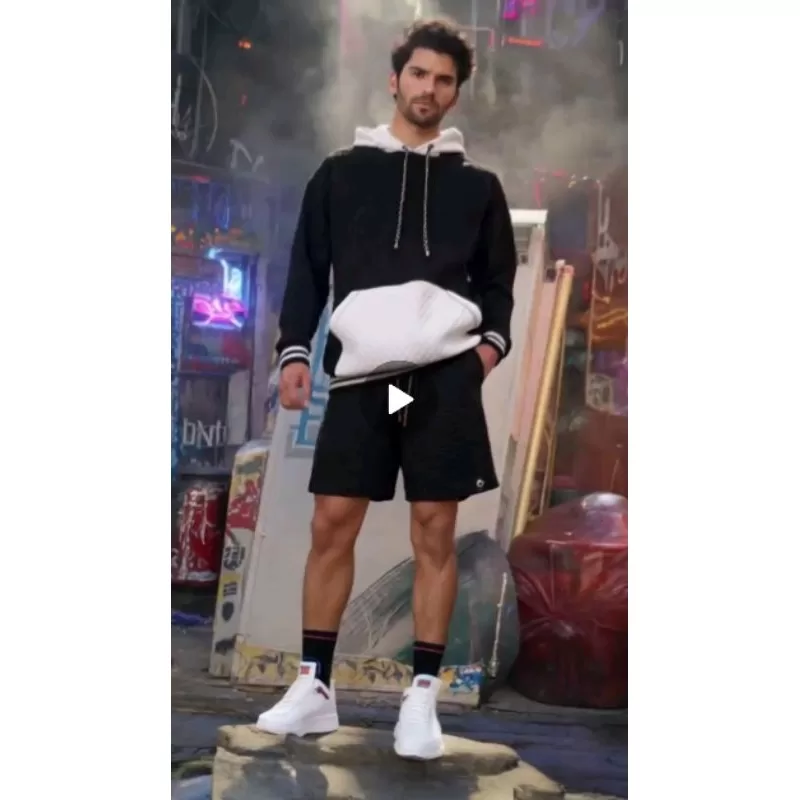 Blusa Capuz Inverno + Shorts Masculino Preto e Branco