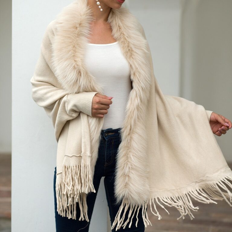 Shawls De Inverno E Embalagens De Peles Com Capas 
