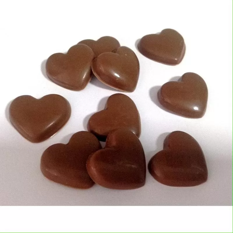 kit com 50 e 100 unidades de mini coração