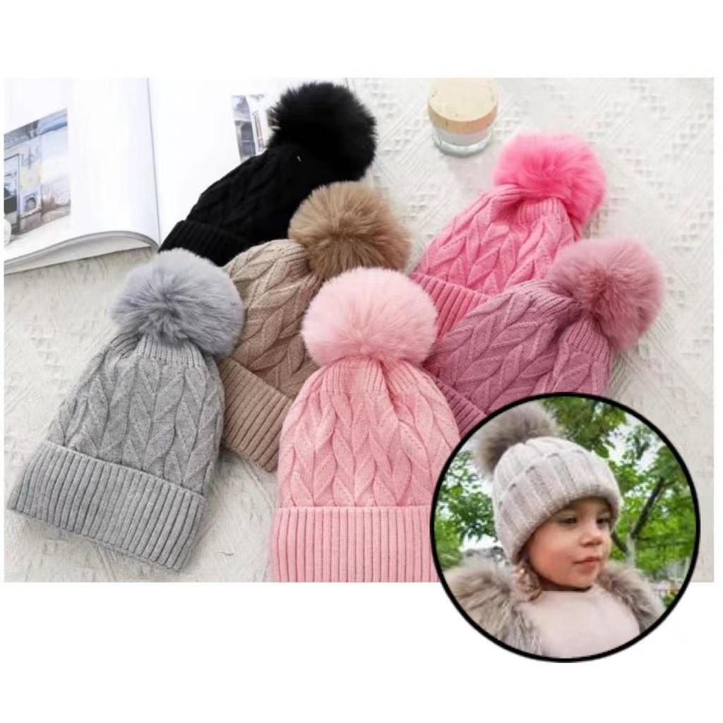 Gorro/ Touca Infantil Com 1 Pompom Lisa Forrada Por Dentro Para o Inverno Menino e Menina Moda Novo