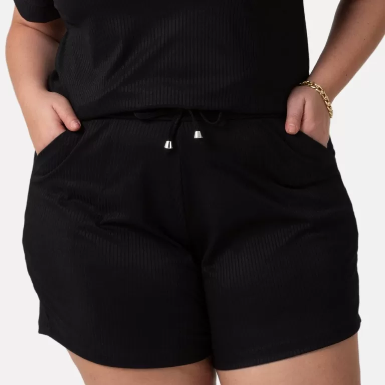 Shorts Feminino Plus Size Canelado Básico Tamanho